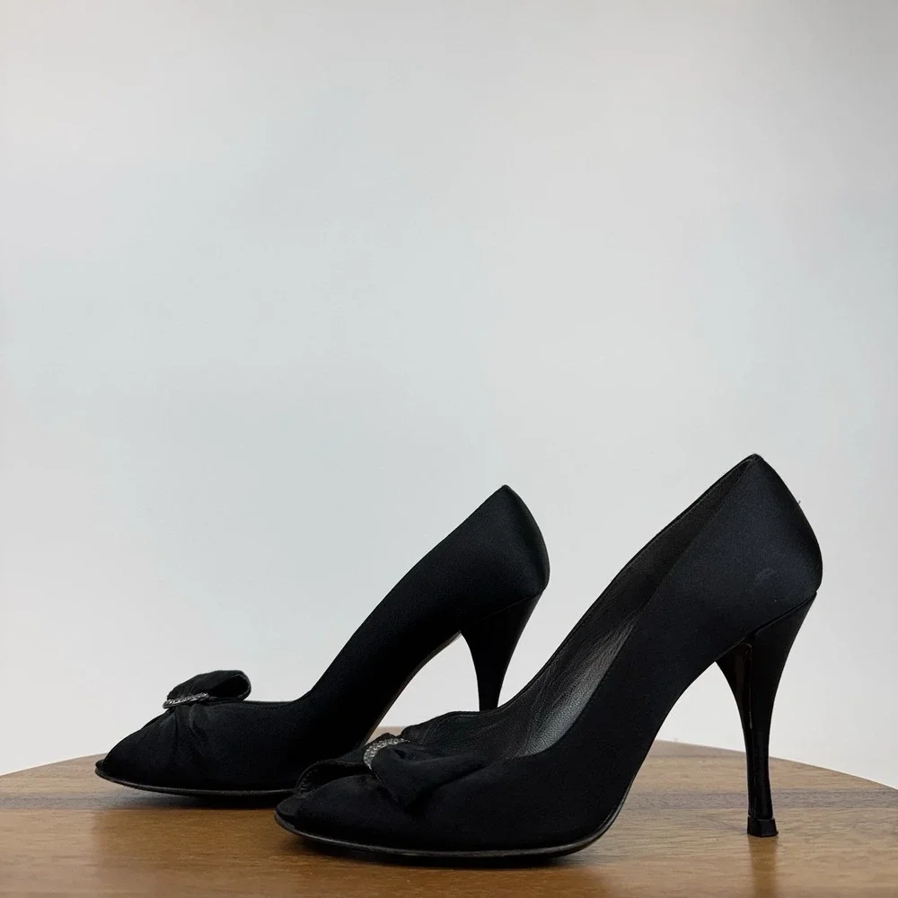 Womens Stuart Weitzman Black‎ Satin Rhinestone Bow Peep Toe Pumps Heels Size 7 M